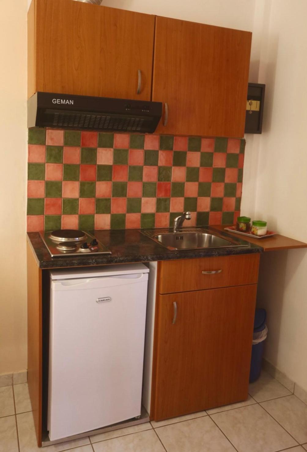 Athena Kythera Apartahotel Diakofti